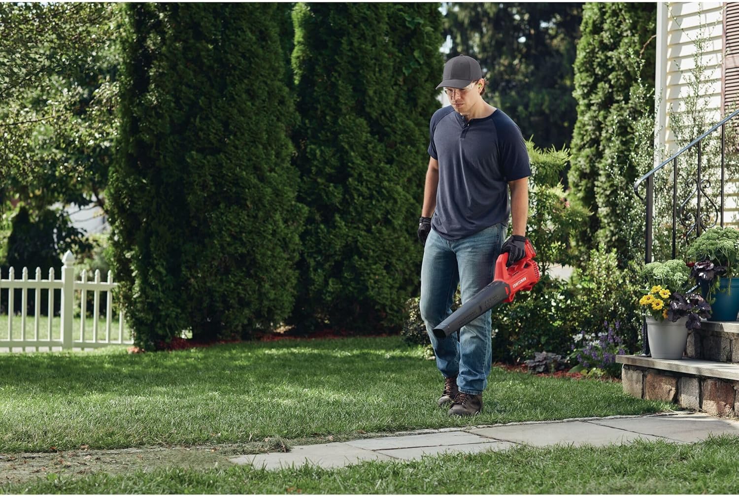 CRAFTSMAN V20 Cordless Leaf Blower, Hard Surface Blower, Bare Tool Only (CMCBL710B)