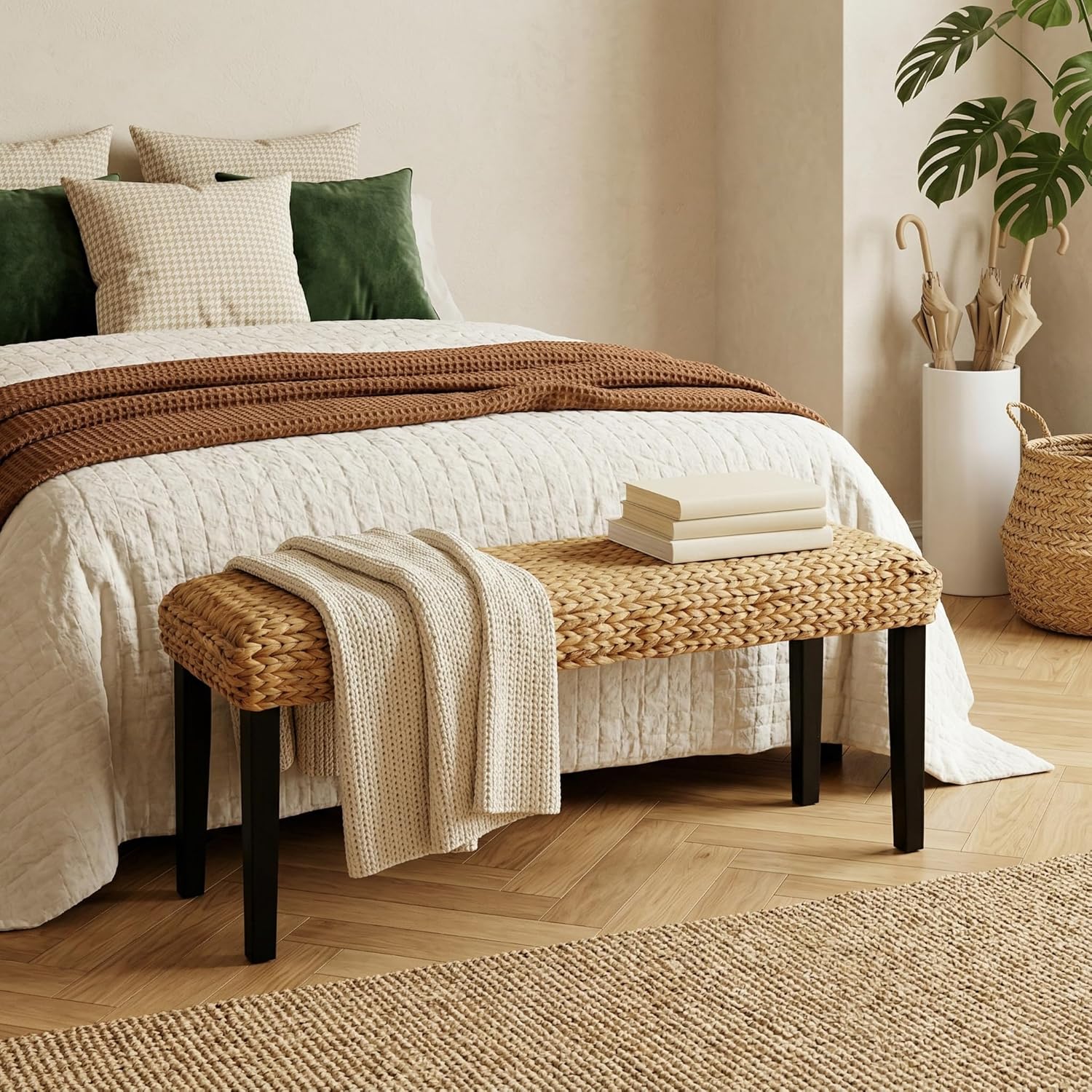 End of Bed Bench for Bedroom, 47" Entryway Bench with Solid Wood Acacia, Water Hyacinth Indoor Bench Seat, Boho Woven Bench for Living Room, Wicker Bench for Hallway or Kitchen, Wood Bench (Black Leg)