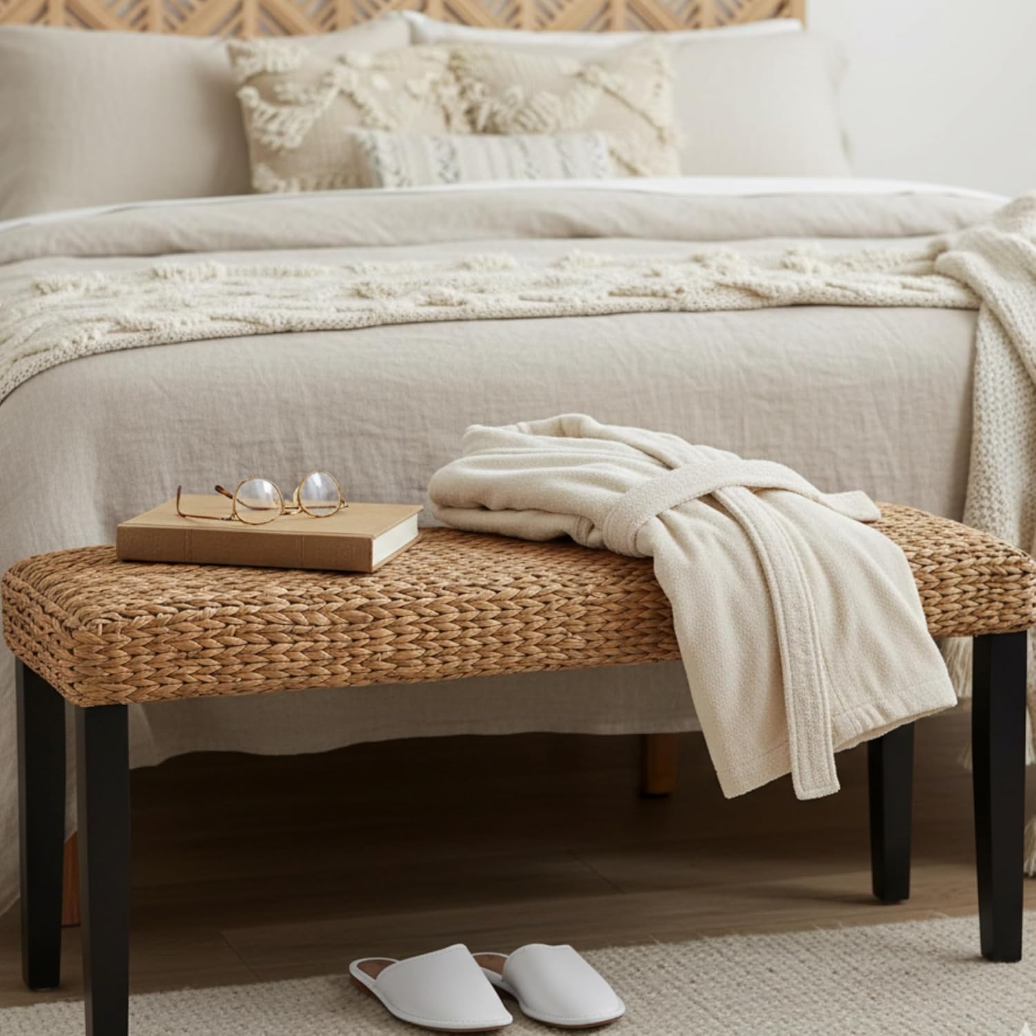 End of Bed Bench for Bedroom, 47" Entryway Bench with Solid Wood Acacia, Water Hyacinth Indoor Bench Seat, Boho Woven Bench for Living Room, Wicker Bench for Hallway or Kitchen, Wood Bench (Black Leg)